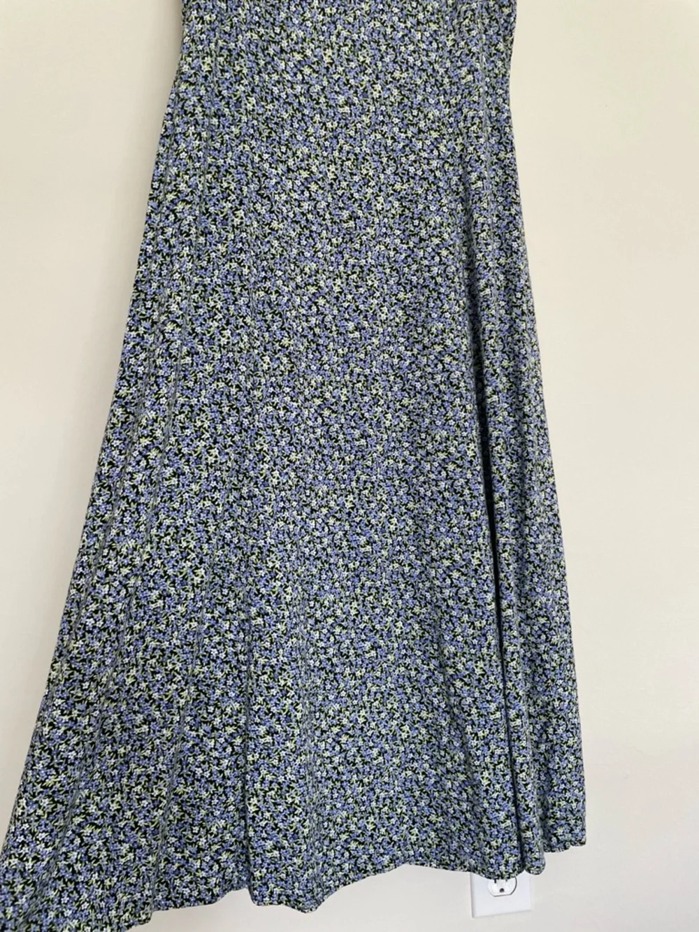 Vintage dainty floral dress - Picture 4 of 5